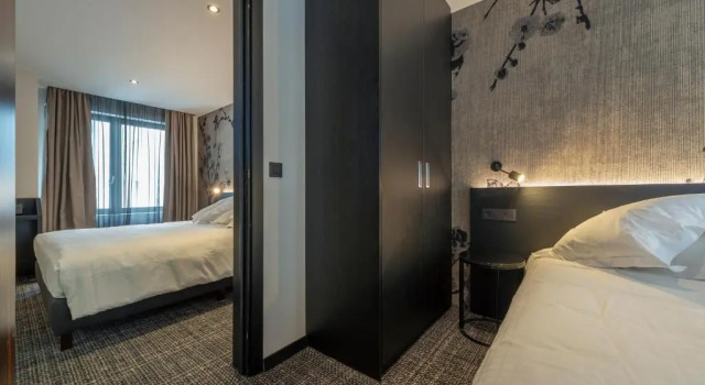 Четырёхместный номер Superior Hotel Monarc