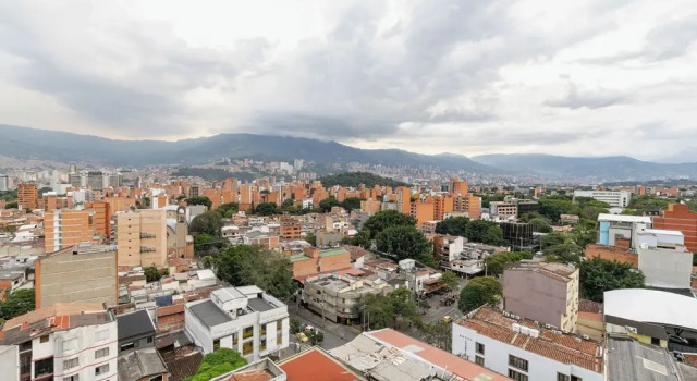Cold AC K Fast WiFi Medellin Paradise, Забронировать Апартаменты/квартира Медельин Antioquia, рядом с San Antonio's Square