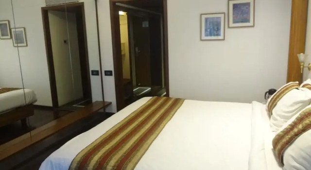 Двухместный номер Executive Hotel Midtown Pritam