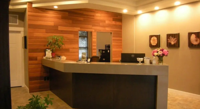Oceanside Village Resort, Book Resort Hotels in Vancouver Island with a Pool, Swimming Pool