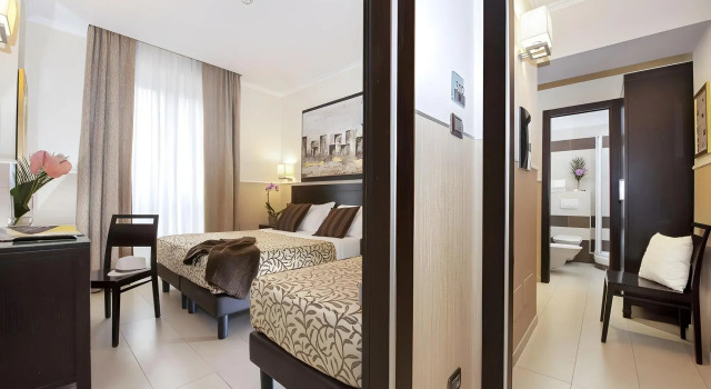 Yes Hotel
