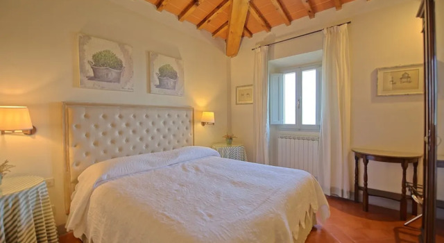 Collina, Buchen Sie Hotel Hotels in Valdarno mit Pool, Schwimmbad