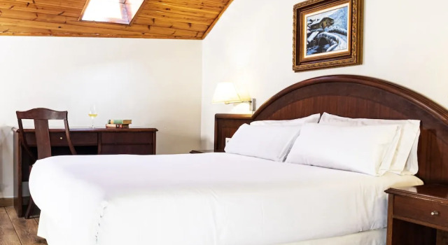 Balneario  Caldas de Luna, Book Hotel Hoteller i Castile and Leon med pool, Swimmingpool