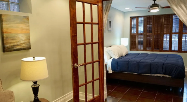 3-Level Bucktown Home - Amazing Outdoors & Parking