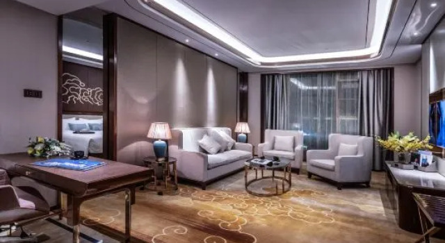 Люкс Business Merlinhod Hotel