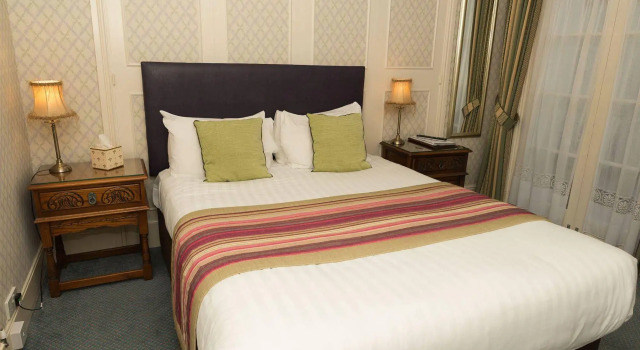 Quayside Hotel