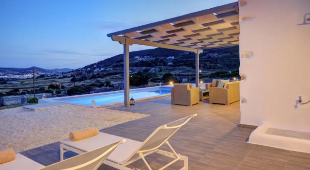 Villa Jessy 150m² with Full Privacy, Prenota Villa Hotel a Paro con piscina, Piscina