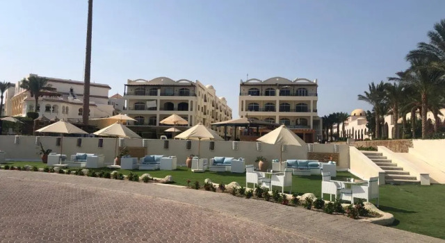 Апартаменты Apartment with private Beach in Sahl Hasheesh