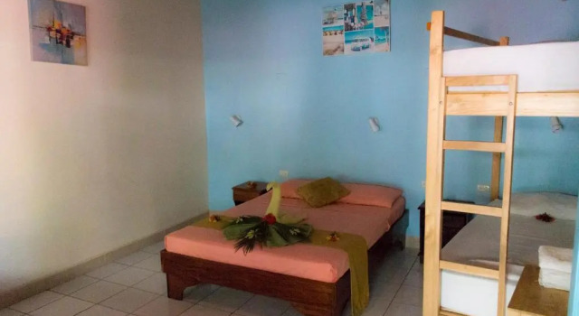 Семейный номер Standard с красивым видом из окна Hostel Samara