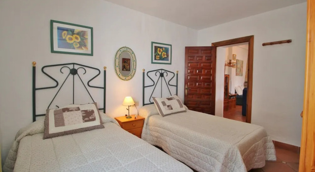 1004 Villa Jeromo, Забронировать Вилла Виллы Нерха, рядом с Tuesday Market, Вилла