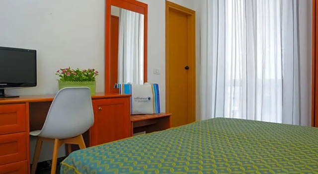 Номер Standard с балконом Hotel International