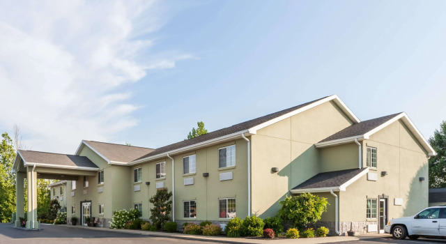 Days Inn by Wyndham Central City