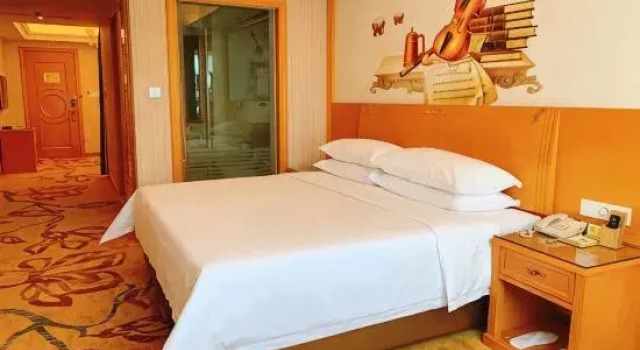 Люкс Superior Vienna International Hotel