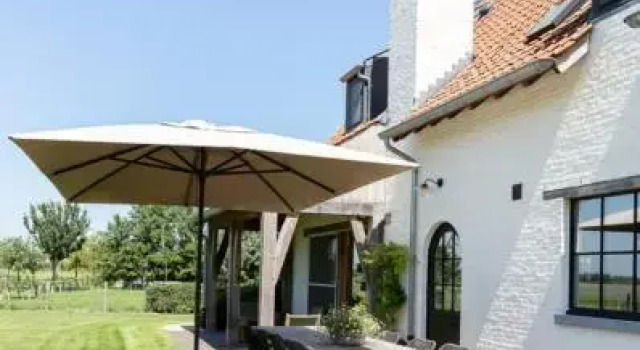 't Klein Keuvelhof, Prenota Hotel Heist 
