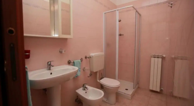 Апартаменты Spacious Flat 50m From the Beach
