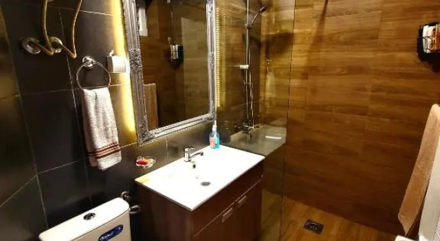 Katanera 2, Buchen Sie Hotel Kraljevo Zentralserbien