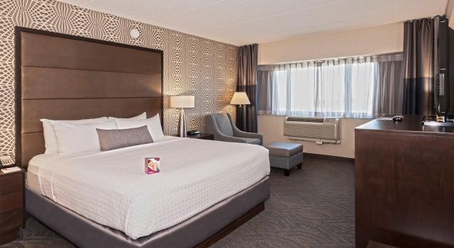 Номер Standard Crowne Plaza Suites MSP Airport - Mall of America by IHG
