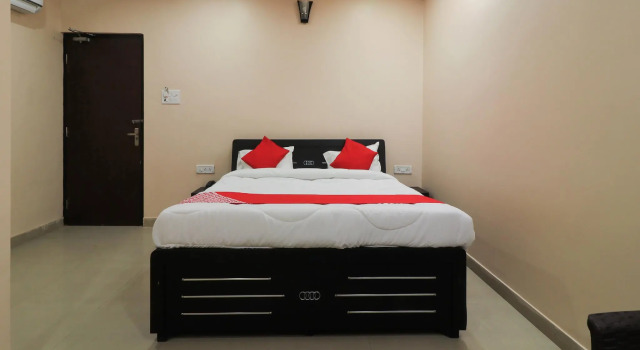 OYO 27659 Hotel Focus Elite, Забронировать Отель Отели штата Раджастхана с завтраком, Завтраки
