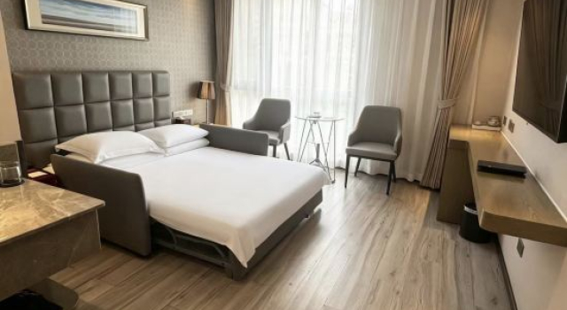 Люкс Deluxe City Line Hotel Beijing