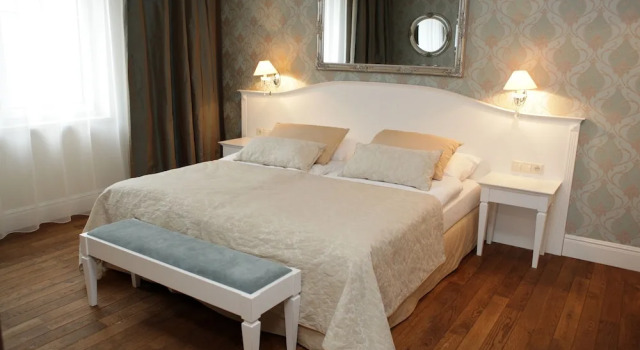 Люкс с балконом и с красивым видом из окна Hotel Afrodyta Business & Spa