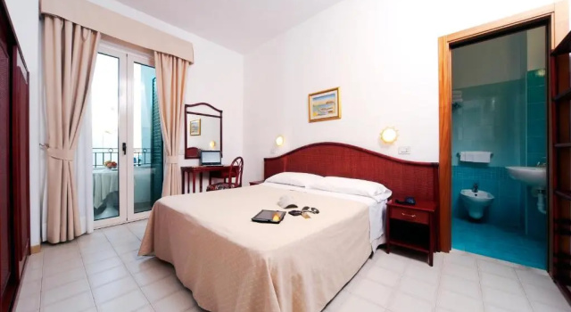 Трёхместный номер Classic Hotel Ulisse