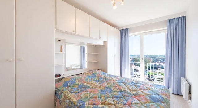 Bright Apartment With sea View, Prenota Appartamento Hotel a Flanders con parcheggio, Parcheggio