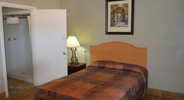 Двухместный номер Economy Paradise Inn