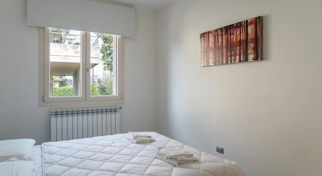 Apt24 - Garibaldi 2 in Desenzano del Garda, Забронировать Апартаменты/квартира Дезенцано-дель-Гарда озеро Гарда