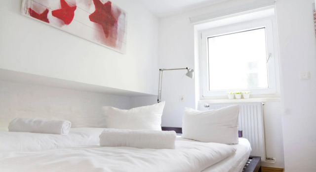 Primeflats - Apartments in Schoeneberg, Prenota Appartamento Schoneberg-Tempelhof Berlino, vicino a EUREF-Campus