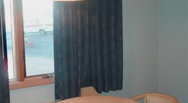 Budget Inn & Suites at the Falls - Niagara, Book Hotel Niagara Falls Ontario