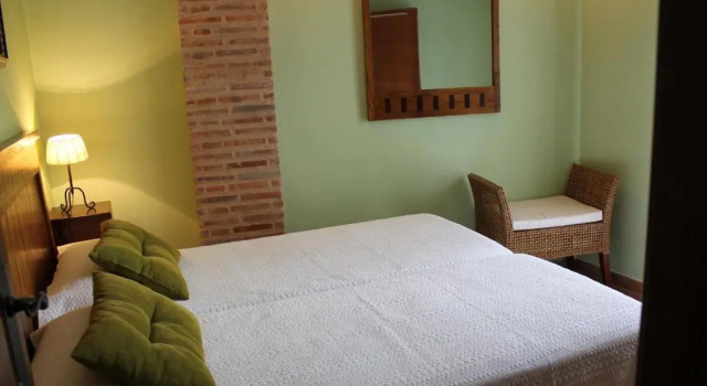 Apartamentos Turísticos Pepe, Book Apartment Hotels in Aragon with Parking, Parking
