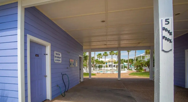 Casa Las Palmas - Pet Friendly! Boardwalk to the Beach!
