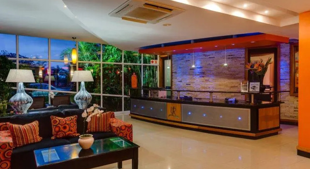Четырёхместный люкс Executive с 2 комнатами Protea Hotel by Marriott Umfolozi River