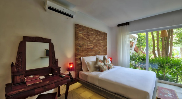 Mane Village Suites