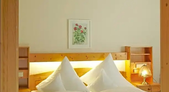 Seegasthof Franz Bolz GBR, Reserva ahora Hotel Ellwangen 