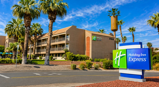 Holiday Inn Express Palm-Desert by IHG