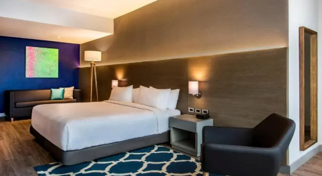 Полулюкс Standard Holiday Inn Express Bogotá - Parque La 93 by IHG