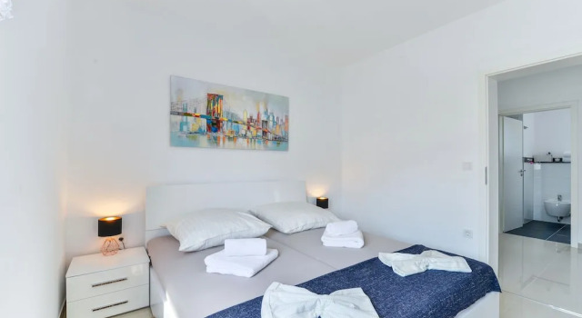 Апартаменты c 1 комнатой с балконом и с видом на море Apartments Olujic