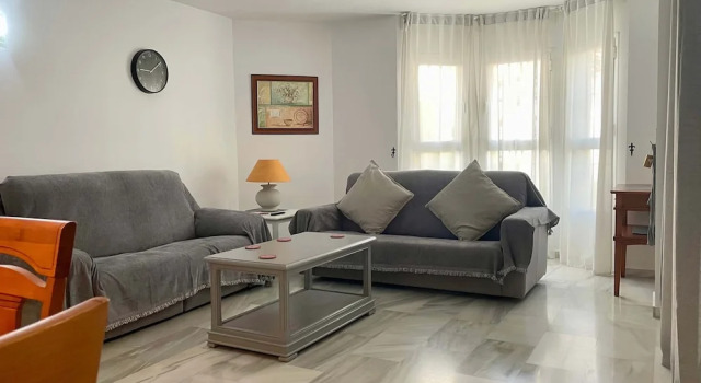 Апартаменты 2 Bedroom Close to the Pool F-4