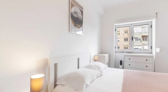 Beautiful 1 Bedroom Apartment Near Benfica, Book Lejlighed Benfica 