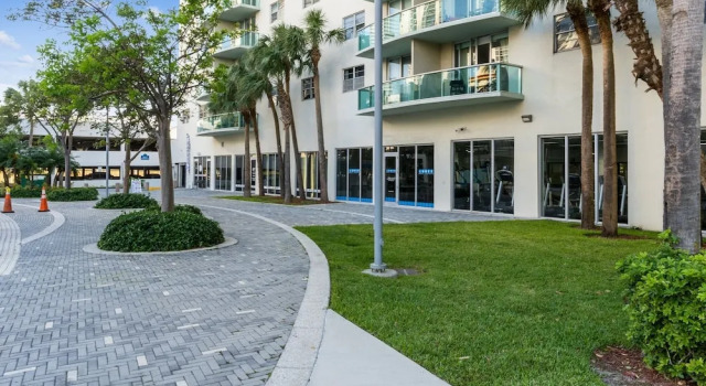 Luxury 1BR Condo in Sunny Isles Beach Resort Str2071 by Redawning