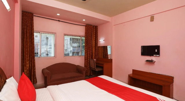OYO 16159 Hotel Keshari, Varaa Hotelli Hotellit Bhubaneswar aamiaisella, Aamiainen