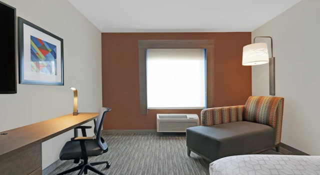 Двухместный номер Standard Holiday Inn Express Newport by IHG