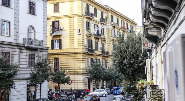 Mira Naples Apartment I Triple