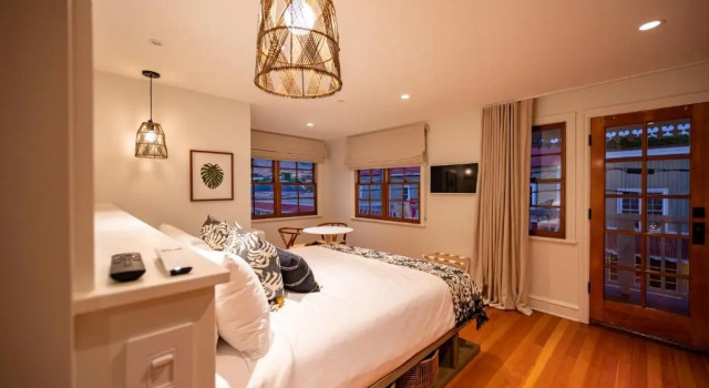 Люкс с видом на море Lahaina Inn