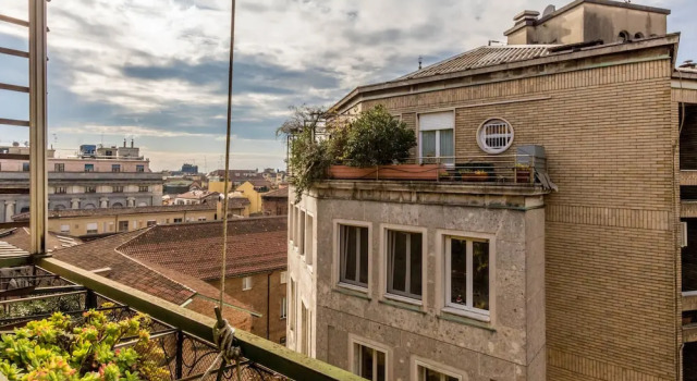 JOIVY Lovely Studio For 2 W/Balcony Near Duomo, Забронировать Апартаменты/квартира Апартаменты Милана, рядом с Музео дель Новеченто, Апартаменты/квартира