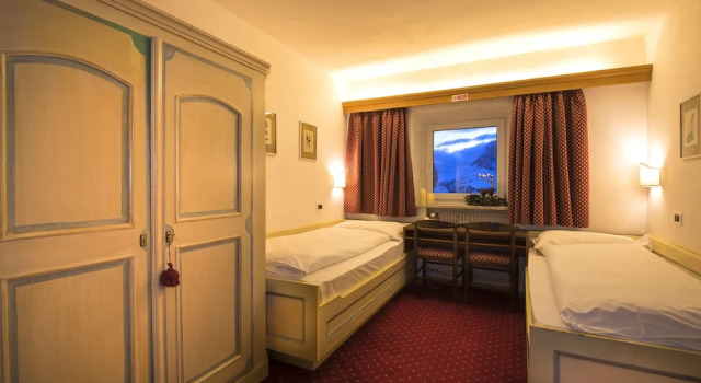Двухместный номер Economy с видом на горы Hotel Cir