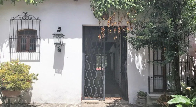 Casa De Loreto, Book Hotel Hotels in Zacatepeques with Parking, Parking