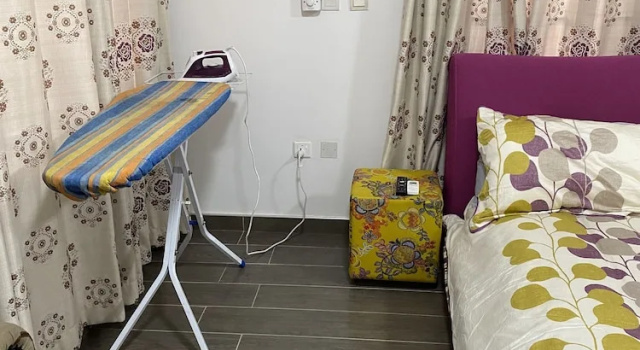 Апартаменты с балконом 3-bed Apartment, Sleeps 6 With Wi-fi
