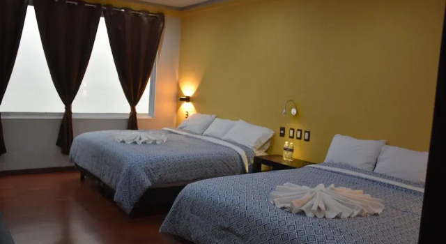 Четырёхместный номер Standard HOTEL GOL INN PLATINUM
